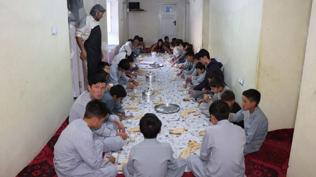 Picture from breakfast of children in the sarpanah